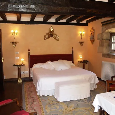 Hotel Palacio De La Pena Cantabria Ajo