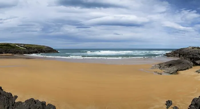 Palacio De La Pena Cantabria Ajo